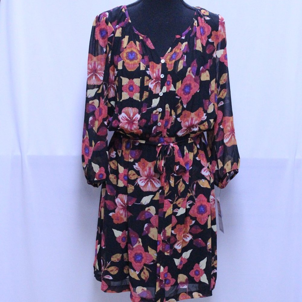 NWT Signature Studio Floral Dress